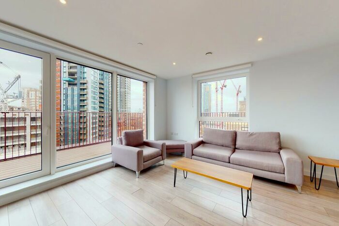 3 Bedroom Apartment To Rent In Park Central East, London, SE1