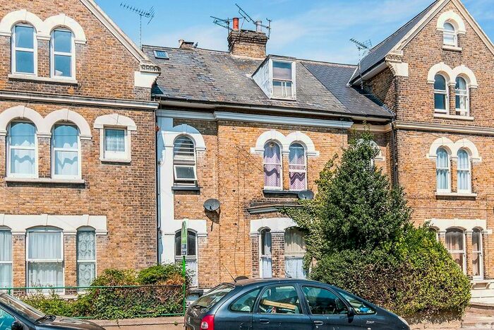 1 Bedroom Flat To Rent In South Eastern Road, Ramsgate, Kent, CT11