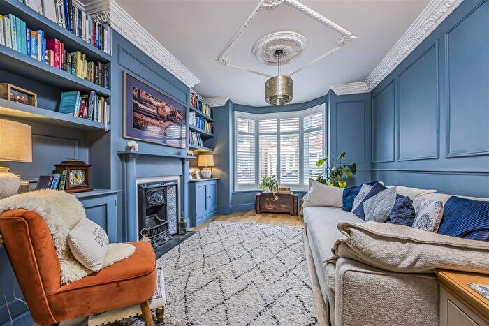 3 Bedroom Terraced House For Sale In Empshott Road, Southsea, PO4
