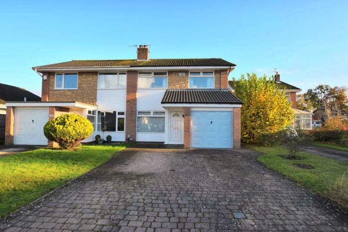 3 Bedroom Semi-Detached House For Sale In Tyburn Road, Spital, CH63