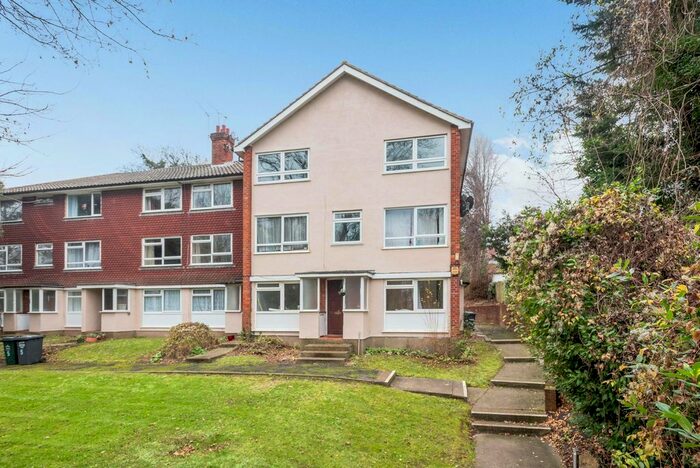 2 Bedroom Flat To Rent In Bean Road, Greenhithe, DA9