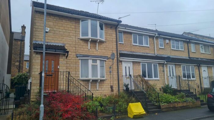 1 Bedroom Flat To Rent In Cobden Street, Morley, Leeds, LS27