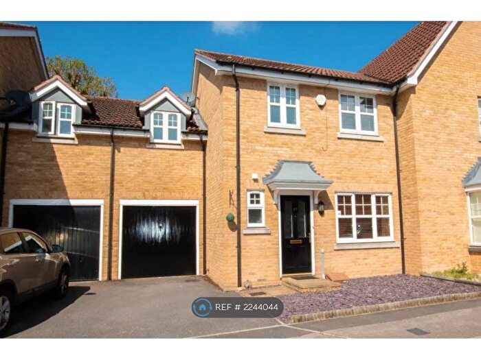 3 Bedroom Terraced House To Rent In Aspen Grove, Pinner, HA5