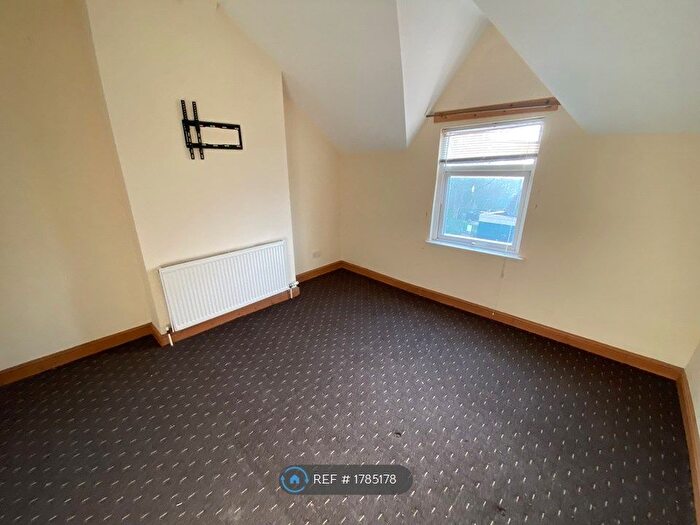 1 Bedroom Flat To Rent In Beoley Road West, Redditch, B98