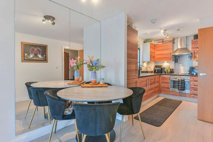 1 Bedroom Flat To Rent In Spa Road, Bermondsey, London, SE16