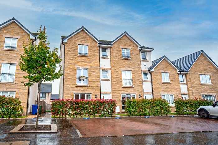 5 Bedroom Town House For Sale In Limetree Lane, Dargavel Village, Bishopton, PA7