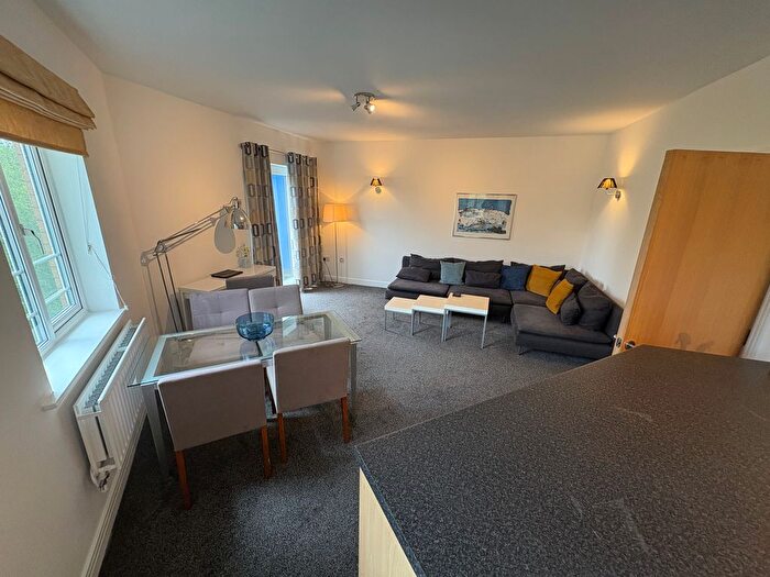 2 Bedroom Flat To Rent In Waterside Drive, Birmingham, B18