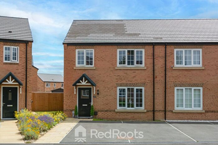 4 Bedroom Semi-Detached House For Sale In Riverside Lane, Doncaster, DN2