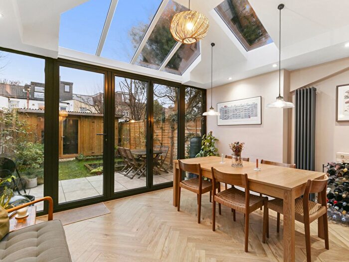 4 Bedroom Terraced House For Sale In Northcote Road, London, E17