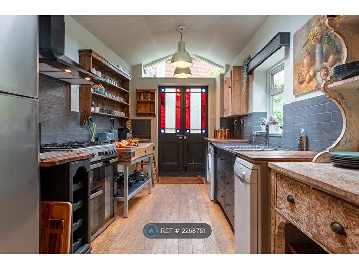 3 Bedroom Semi-Detached House To Rent In Southampton Road, Lymington, SO41