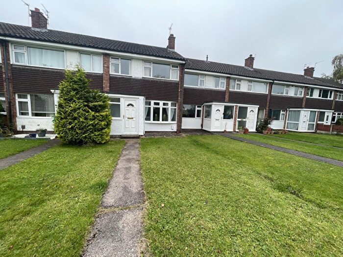 3 Bedroom Terraced House To Rent In Chevin Gardens, Bramhall, Stockport, SK7