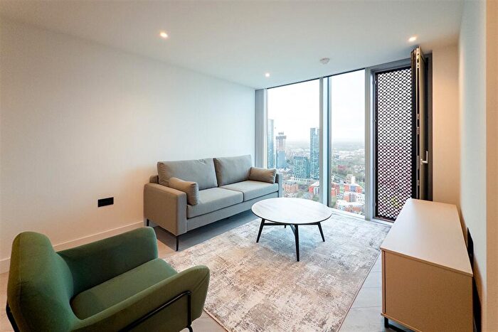 2 Bedroom Apartment To Rent In Vista River Tower, M3