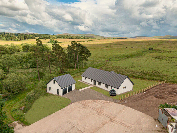 4 Bedroom Detached Bungalow For Sale In Blueton Farm, Braco, FK15