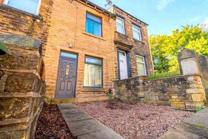 2 Bedroom Terraced House To Rent In Howarth Lane, Huddersfield, West Yorkshire, HD1