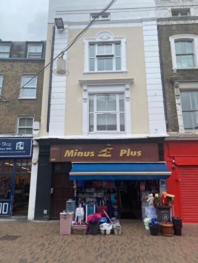 Studio To Rent In Mare Street, London, E8
