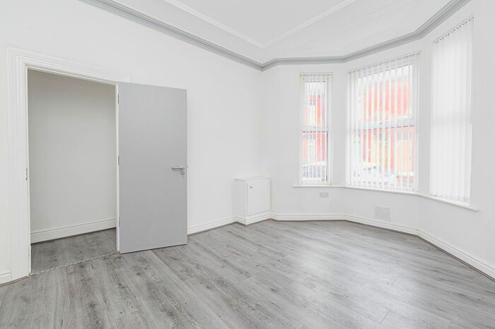 4 Bedroom Terraced House To Rent In Silverdale Avenue, Liverpool, L13