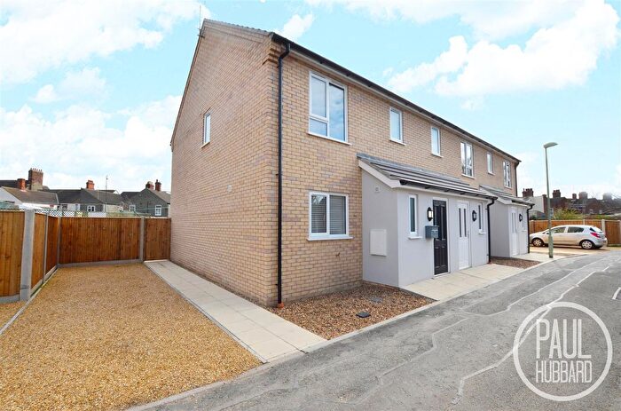 3 Bedroom End Terrace House To Rent In Wessex Terrace, Lowestoft, NR32