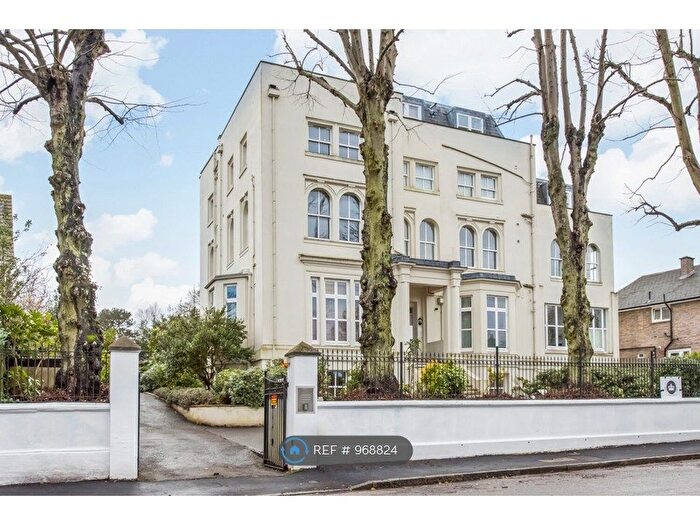 1 Bedroom Flat To Rent In High Trees Mansions, London, SE26