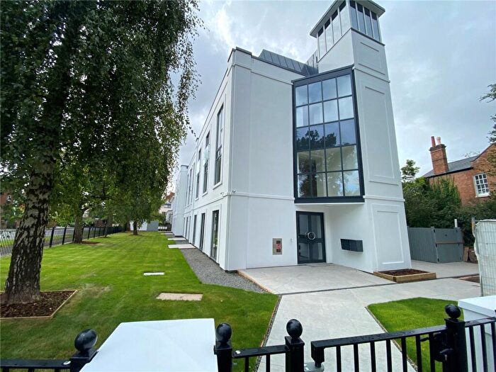 1 Bedroom Apartment For Sale In Brandon Parade, Leamington Spa, Warwickshire, CV32