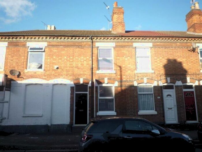 2 Bedroom Terraced House To Rent In Bearwood Hill Road, Burton-On-Trent, DE15