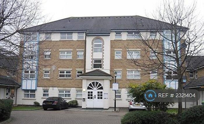 2 Bedroom Flat To Rent In Cuthberga Close, Barking, IG11