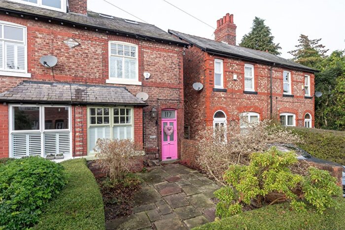 3 Bedroom End Of Terrace House For Sale In Heyes Lane, Alderley Edge, SK9