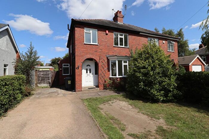 3 Bedroom Semi-Detached House For Sale In Washingborough Road, Heighington, LN4