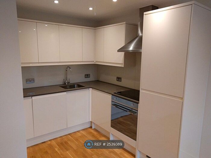 1 Bedroom Flat To Rent In Market Place, Reading, RG1