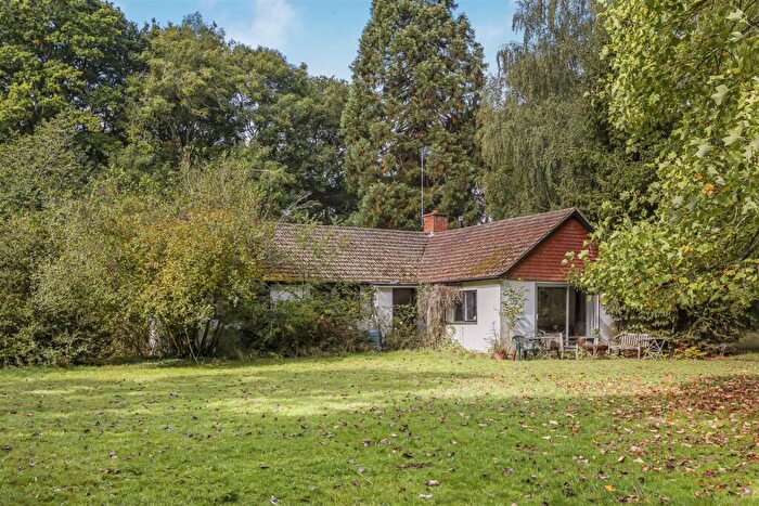 4 Bedroom Detached House For Sale In Detached House & Large Barn In, SG11