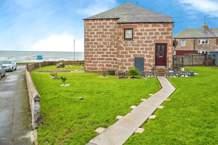 2 Bedroom Flat For Sale In Raemoss Road, Peterhead, AB42