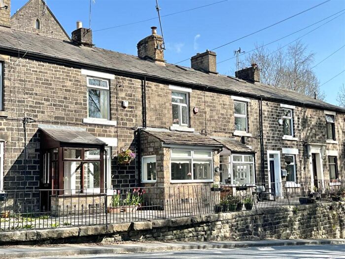 2 Bedroom Terraced House For Sale In Lower Market Street, Broadbottom, Hyde, SK14