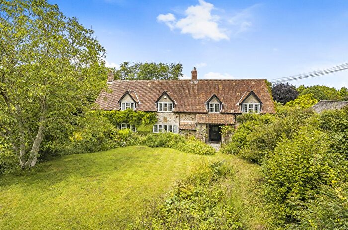 5 Bedroom Detached House For Sale In Staple Fitzpaine, Taunton, Somerset, TA3