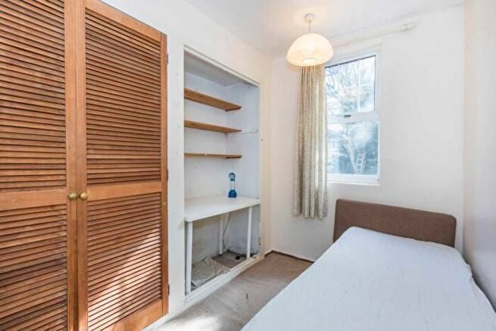 5 Bedroom Mews To Rent In Spear Mews, London, SW5