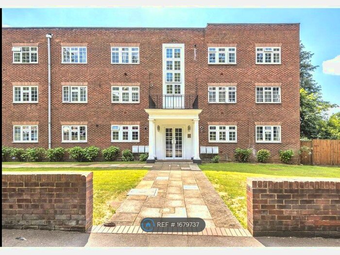 2 Bedroom Flat To Rent In Field End Road, Pinner, HA5