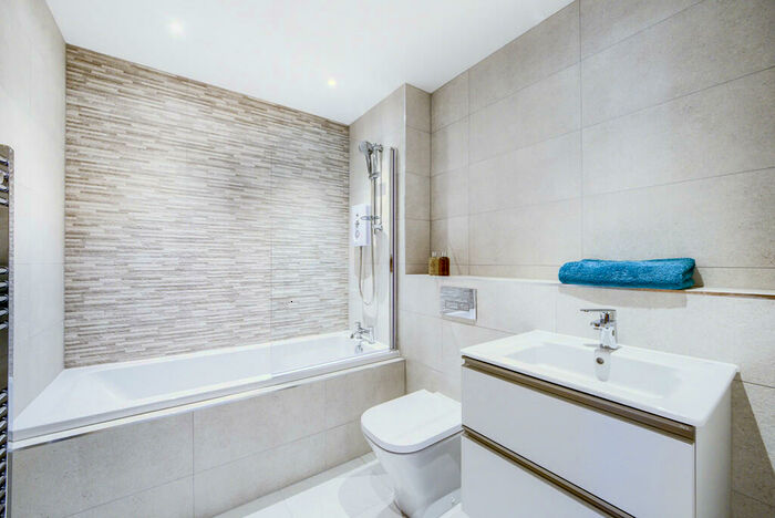 4 Bedroom Detached House For Sale In Grovewood Gardens, Grovewood Drive, Kings Norton, B38