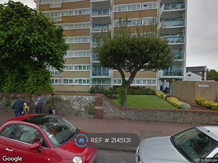 2 Bedroom Flat To Rent In Hartington Place, Eastbourne, BN21