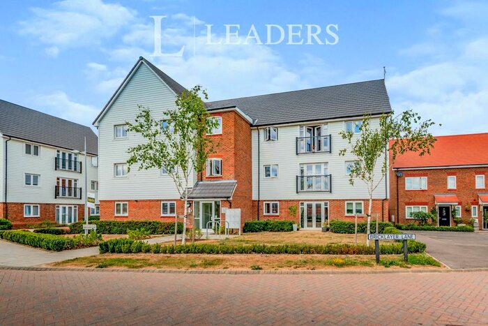 2 Bedroom Flat To Rent In Bricklayer Lane, Faygate, RH12