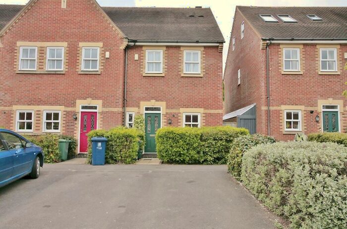 3 Bedroom Terraced House To Rent In Oxford Waterside, OX2