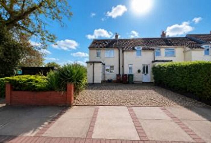 3 Bedroom End Terrace House To Rent In Pilgrims Close, South Killingholme, DN40
