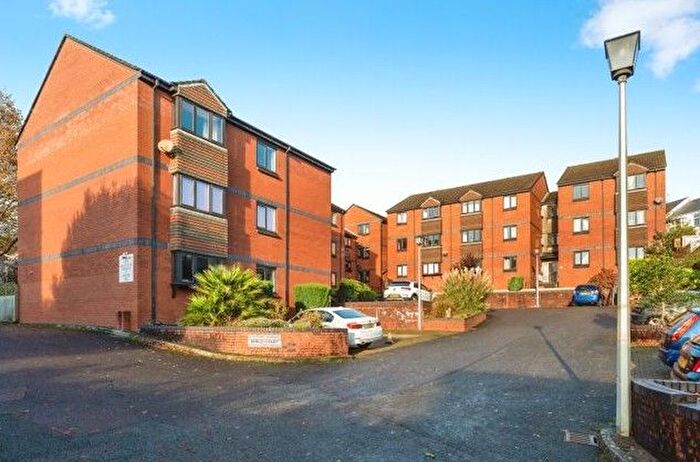1 Bedroom Flat To Rent In Sarlou Court, Swansea, SA2