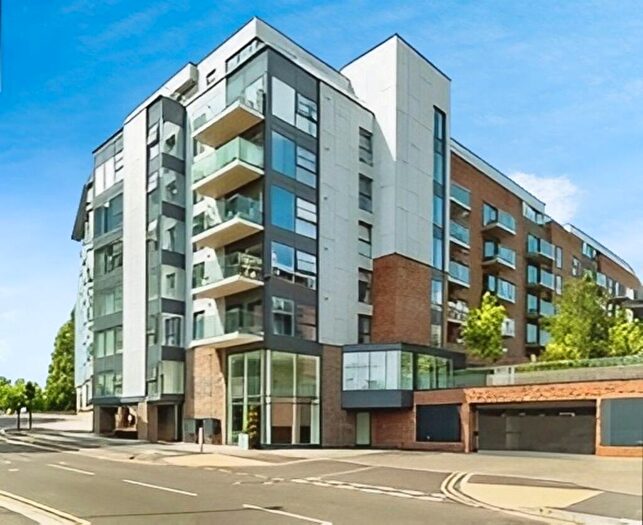 1 Bedroom Apartment For Sale In East Station Road, Fletton Quays, PE2