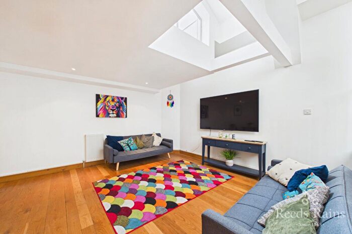1 Bedroom Apartment For Sale In The Colonnades, Albert Dock, Liverpool, L3
