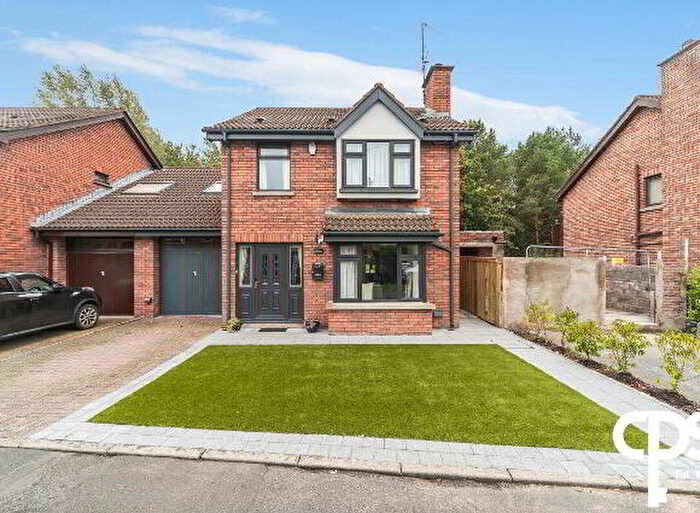 4 Bedroom Detached House For Sale In Balmoral Park, Belfast, BT10