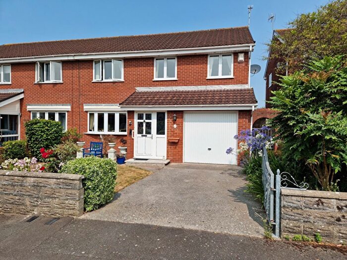 4 Bedroom Semi-Detached House For Sale In Austin Close, Newton, Porthcawl, CF36