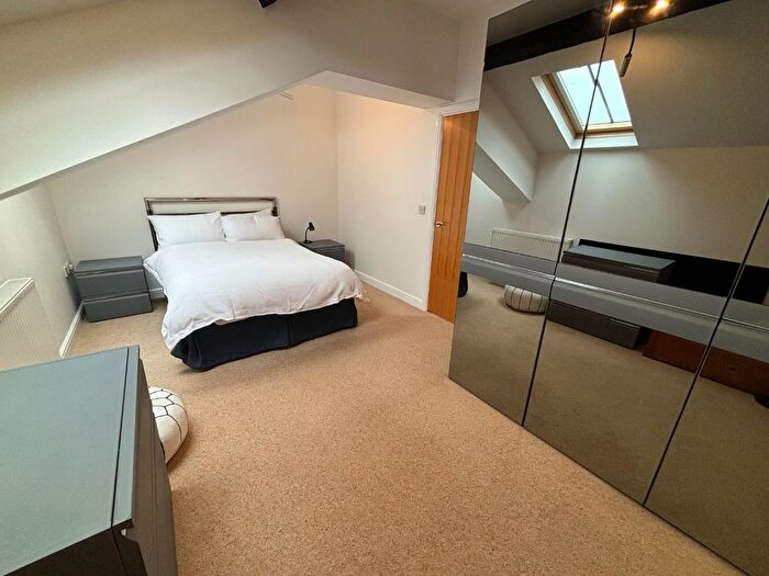 2 Bedroom Flat For Sale In Houseman Crescent, West Didsbury, Didsbury, Manchester, M20