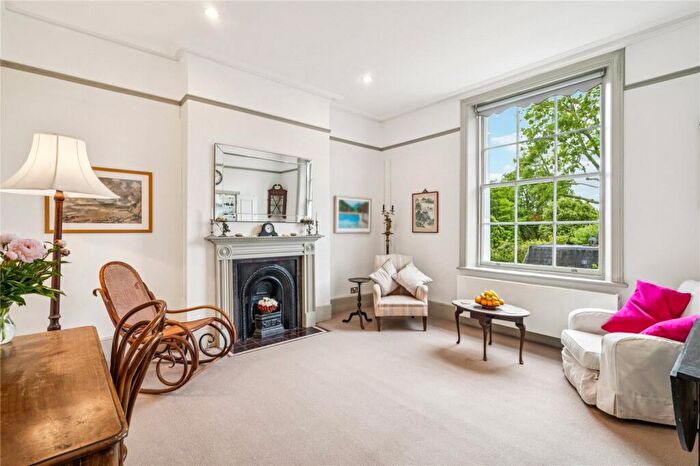2 Bedroom Apartment For Sale In King Henrys Road, Primrose Hill, London, NW3