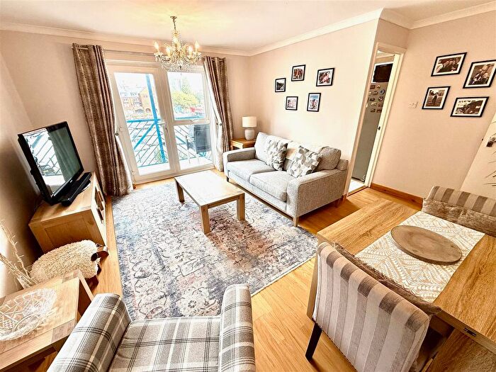 2 Bedroom Flat For Sale In Ambassador House, Marina, Swansea, SA1