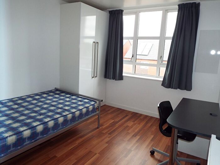 Property To Rent In Clyde Court, Leicester, LE1