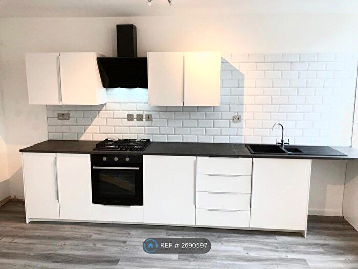 1 Bedroom Flat To Rent In Westgate, Burnley, BB11