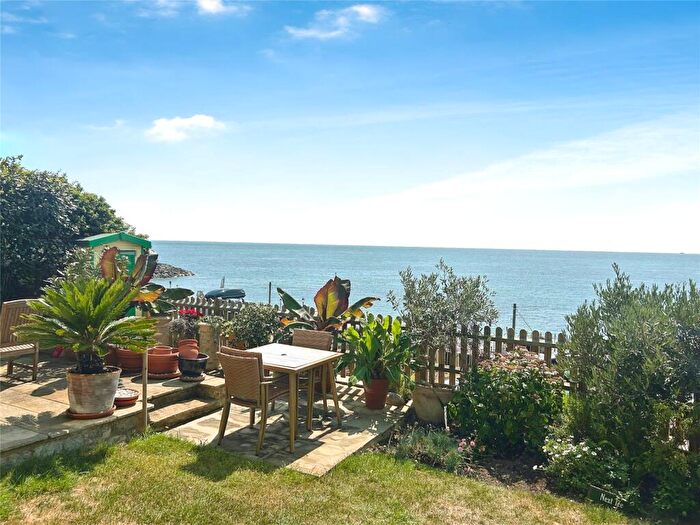 2 Bedroom Apartment For Sale In Marine Parade, Ventnor, Isle Of Wight, PO38